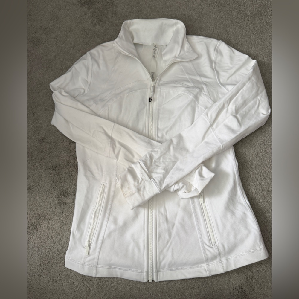 EUC Lululemon Luon Define Jacket Size 10 in White